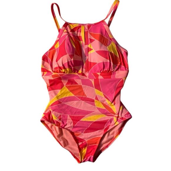 Lands' End Other - Lands End Pink Geometric Patterned One Piece Swimsuit Bathing Suit Women’s 10